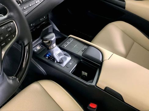 Used 2019 Lexus ES 350 image 17