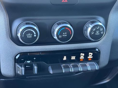 Used 2023 RAM 1500 Tradesman AWD/4WD image 19