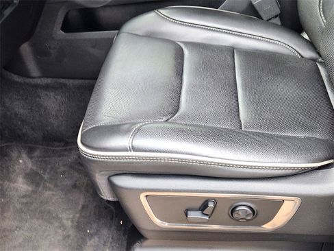 Used 2020 RAM 1500 Limited image 8