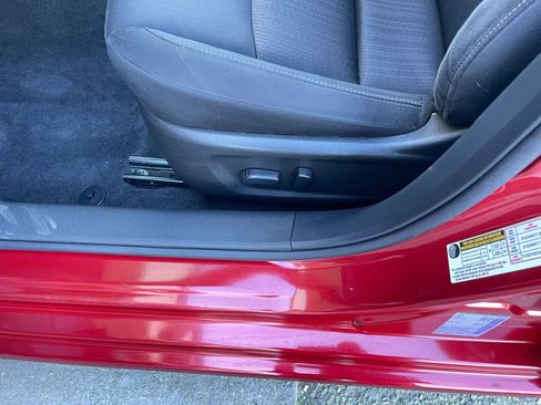 Used 2025 Nissan Altima 2.5 SV image 22