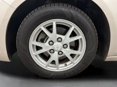 Used 2013 Chevrolet Malibu LS FWD image 26
