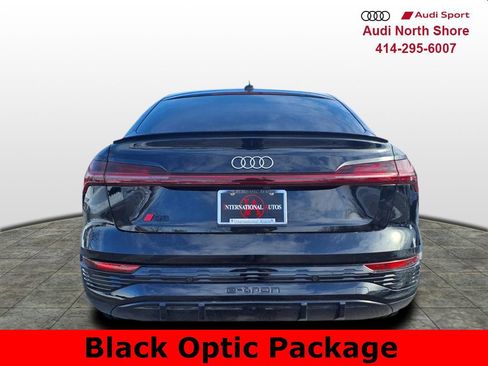Used 2024 Audi Q8 e-tron Premium Plus w/ Premium Plus Package image 7