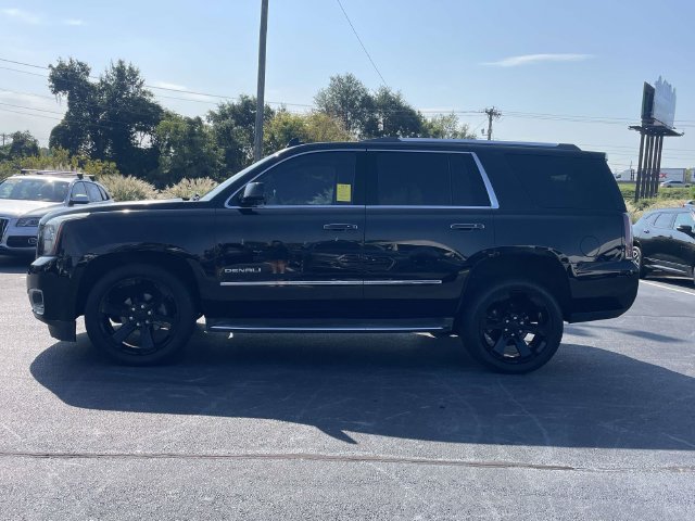 Used 2017 GMC Yukon Denali w/ Open Road Package AWD/4WD image 4