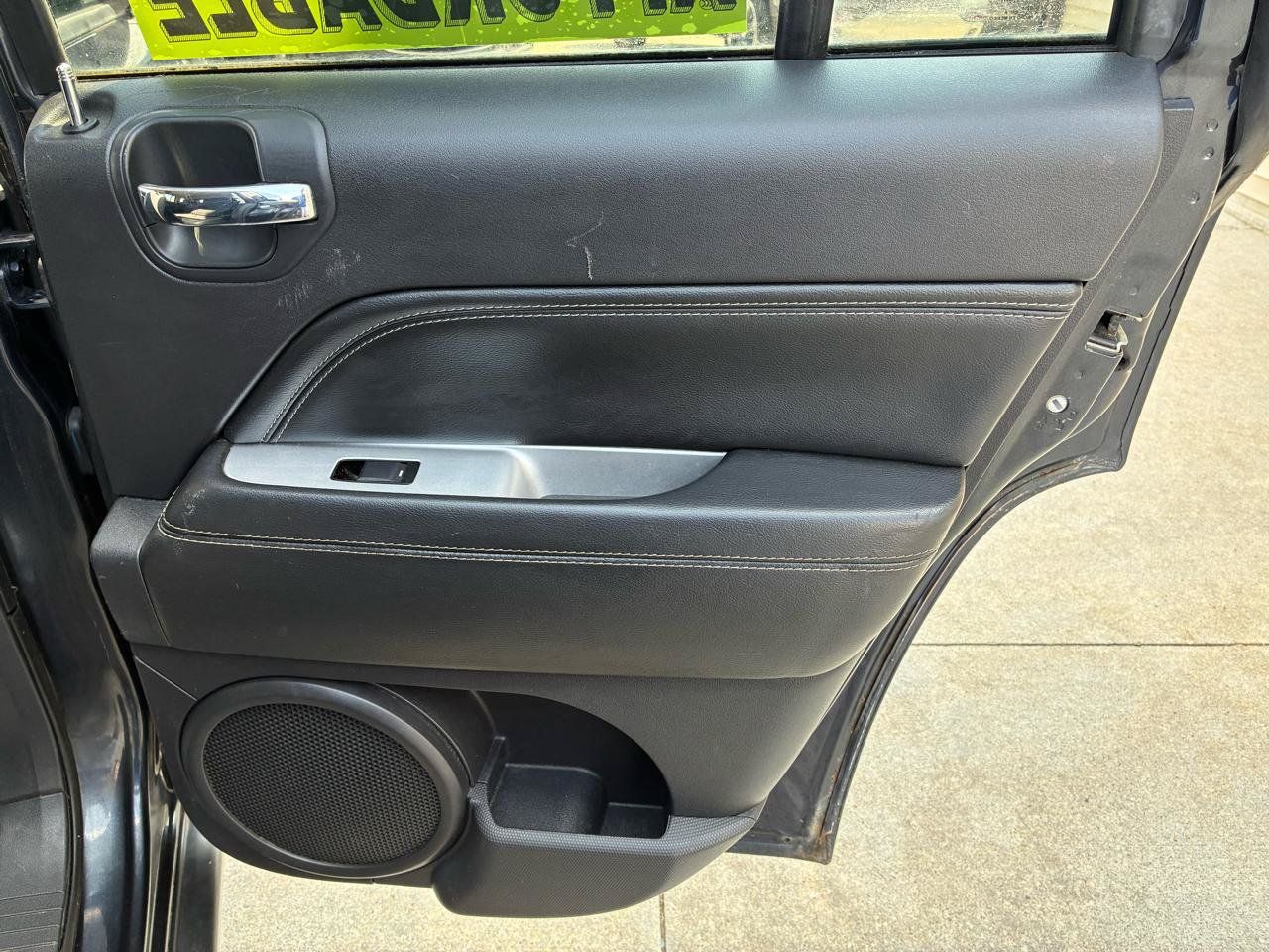 Used 2014 Jeep Compass FWD image 14