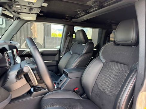 Used 2025 Ford Bronco Raptor AWD/4WD image 11