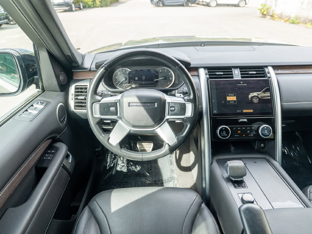 Used 2023 Land Rover Discovery S R-Dynamic AWD/4WD image 13