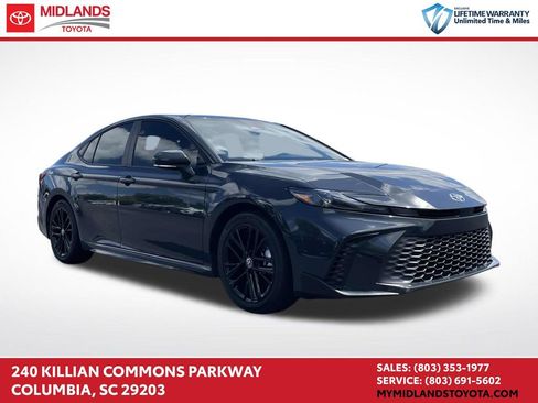 Used 2026 Toyota Camry SE w/ Convenience Package FWD image 1