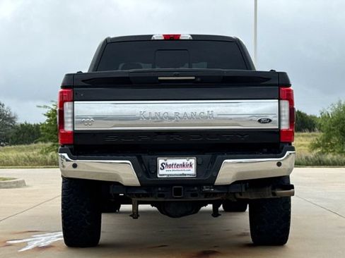 Used 2017 Ford F250 King Ranch w/ King Ranch Ultimate Package AWD/4WD image 8