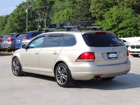 Used 2012 Volkswagen Jetta TDI FWD image 5