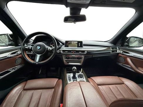 Used 2016 BMW X5 xDrive35d image 12