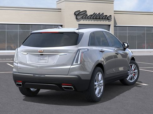 New 2026 Cadillac XT5 Sportv w/ LPO, Floor Liner Package AWD/4WD image 4