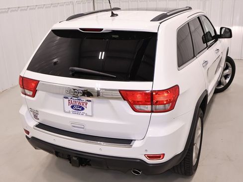 Used 2013 Jeep Grand Cherokee Limited w/ Trailer Tow Group image 41