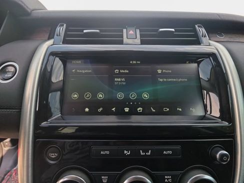 Used 2017 Land Rover Discovery HSE AWD/4WD image 24