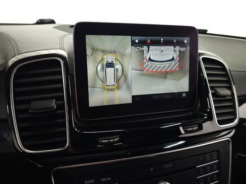 Used 2017 Mercedes-Benz GLS 550 4MATIC image 35