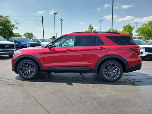 New 2026 Ford Explorer ST w/ Sun And Sound Package AWD/4WD image 7
