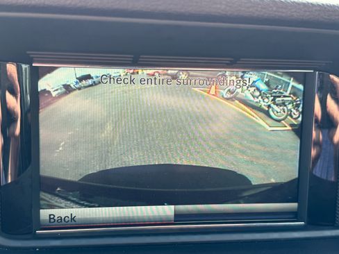 Used 2013 Mercedes-Benz E 350 4MATIC Sedan w/ Premium 1 Pkg image 24