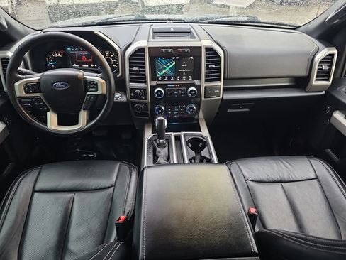 Used 2019 Ford F150 Lariat w/ Equipment Group 502A Luxury AWD/4WD image 20