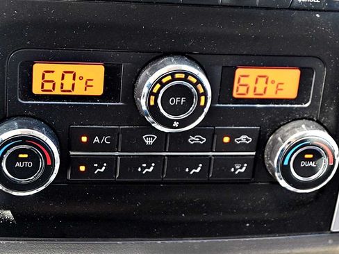 Used 2016 Nissan Frontier SV RWD image 14