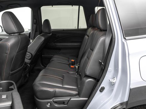 Used 2022 Honda Pilot TrailSport image 28