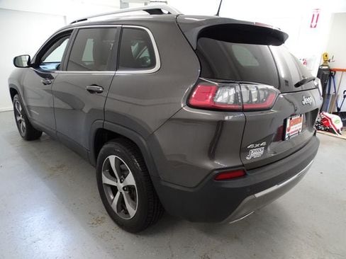 Used 2019 Jeep Cherokee Limited AWD/4WD image 21