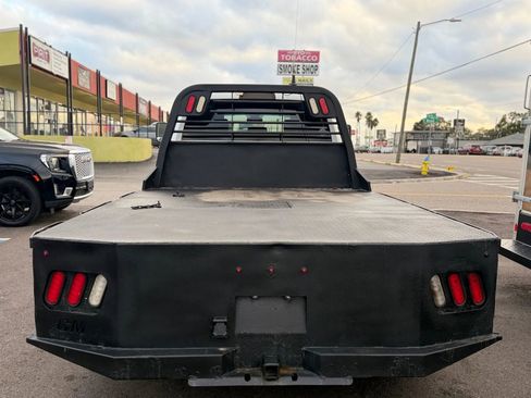 Used 2018 RAM 3500 Tradesman w/ Chrome Appearance Group image 5