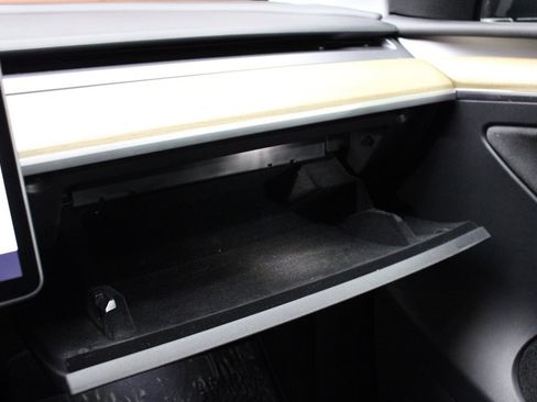 Used 2023 Tesla Model Y Long Range image 35