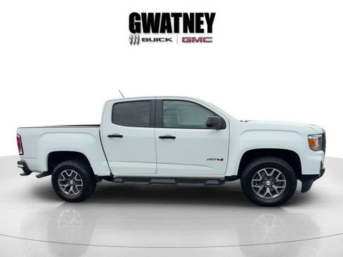 Used 2022 GMC Canyon AT4 w/ Trailering Package AWD/4WD image 4