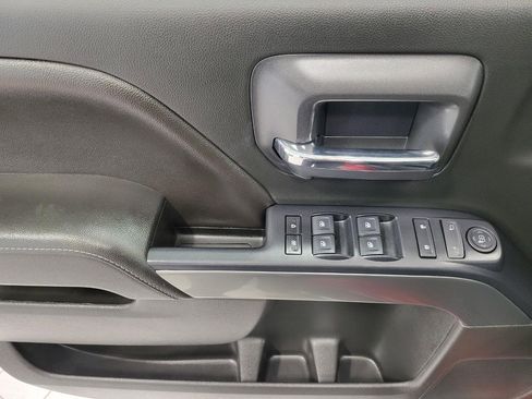 Used 2018 Chevrolet Silverado 1500 LT w/ All Star Edition image 25