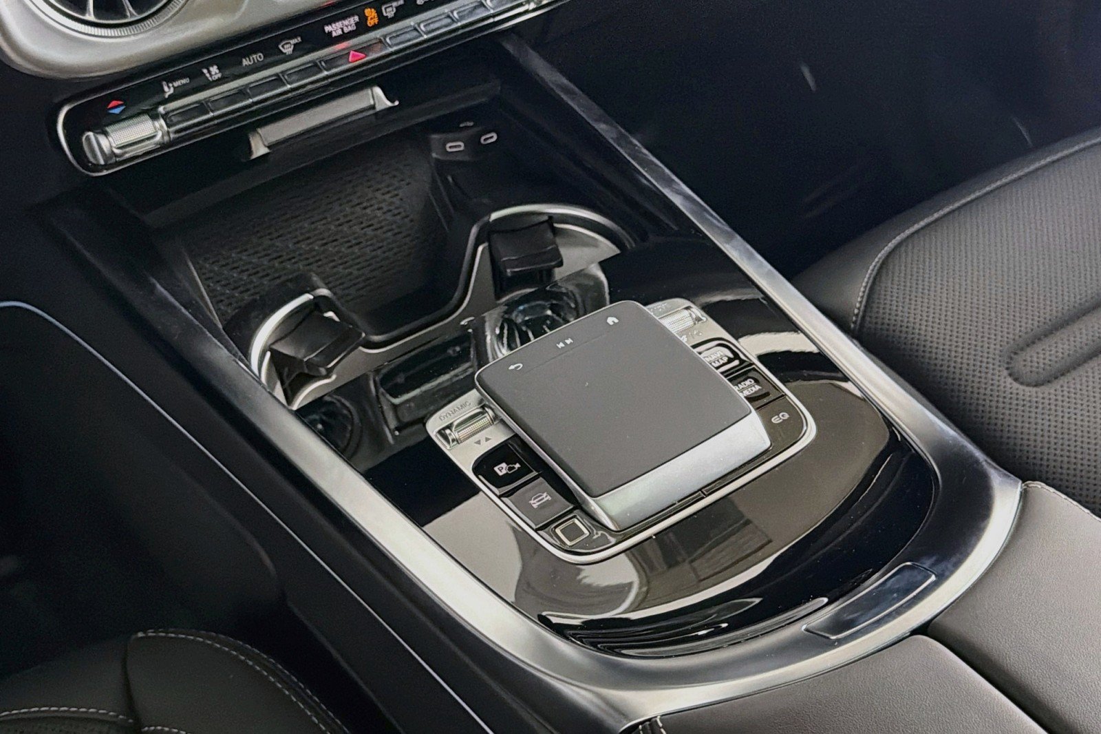 New 2027 Mercedes-Benz G 580 e image 5