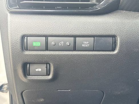 Used 2023 Nissan Sentra SV w/ All-Weather Package FWD image 27