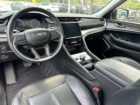 Certified 2022 Jeep Grand Cherokee Limited image 22