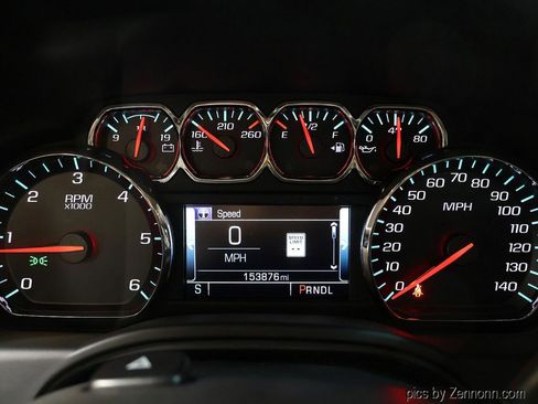 Used 2020 Chevrolet Suburban LT AWD/4WD image 17