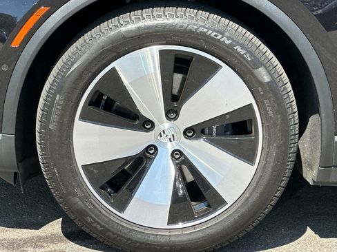 Certified 2024 Porsche Macan 4 Electric AWD/4WD image 27