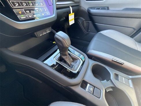 Used 2025 Subaru Forester Sport image 20