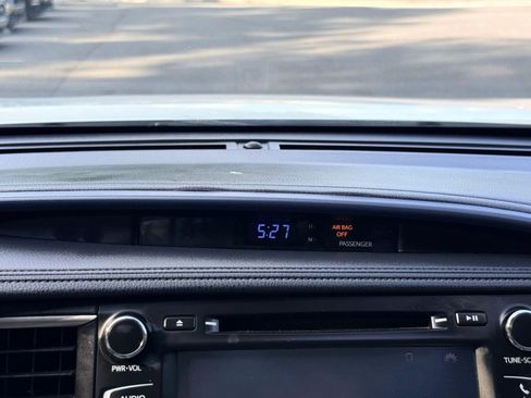 Used 2018 Toyota Highlander XLE FWD image 54