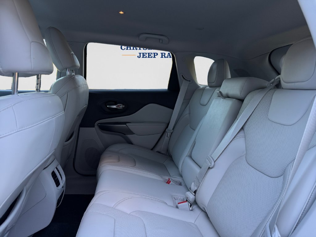 Used 2020 Jeep Cherokee Limited AWD/4WD image 9