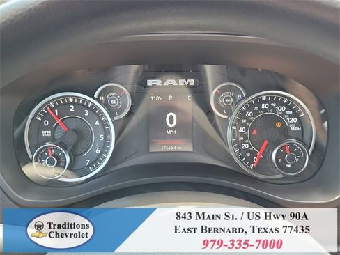 Used 2024 RAM 2500 Tradesman w/ Chrome Appearance Group image 11