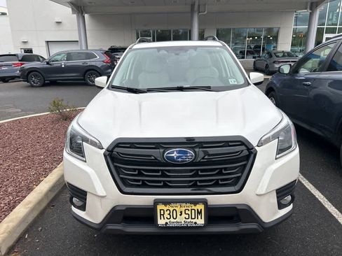 Used 2023 Subaru Forester Premium AWD/4WD image 8