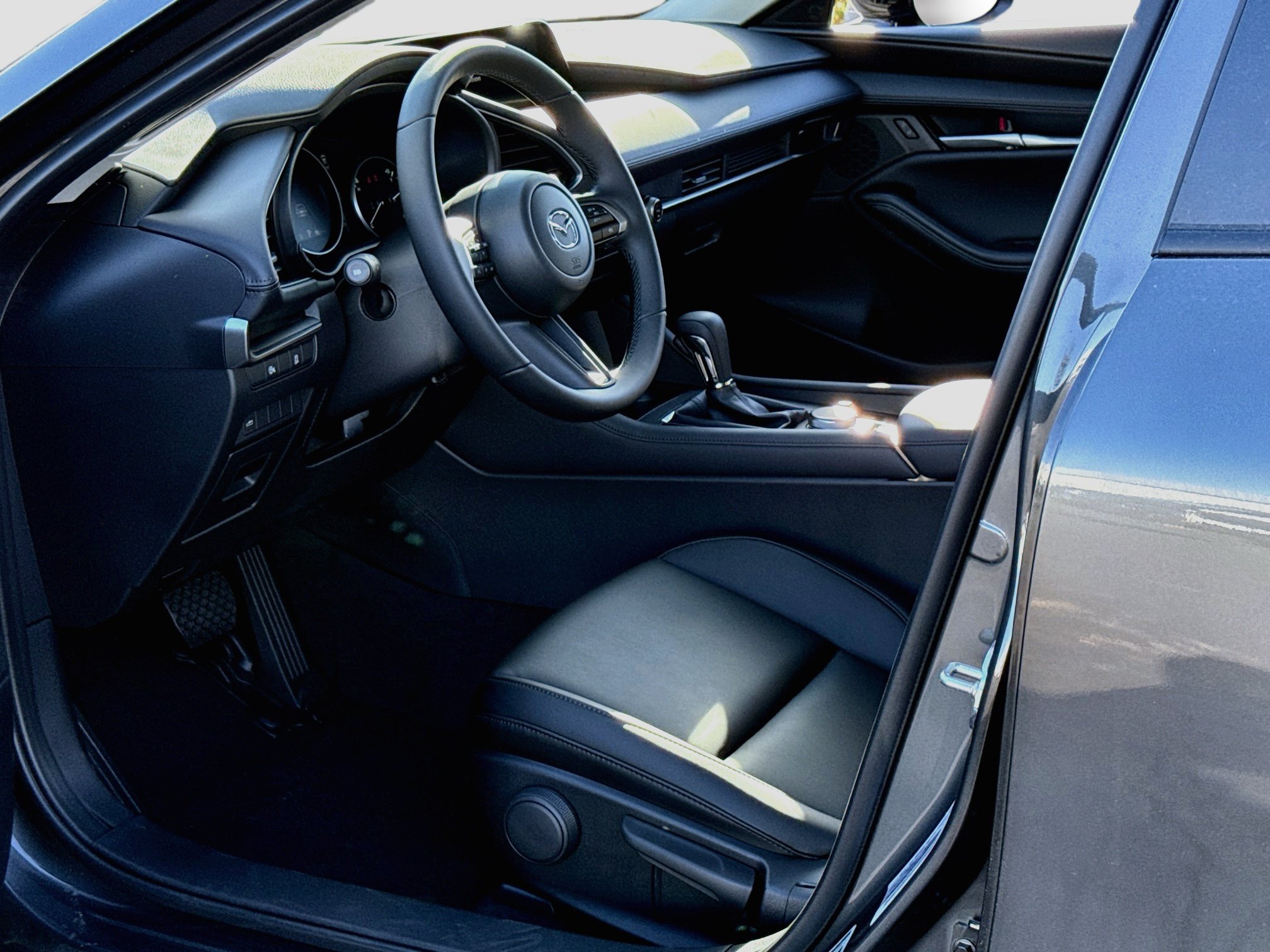 New 2026 MAZDA MAZDA3 s Sport FWD image 4