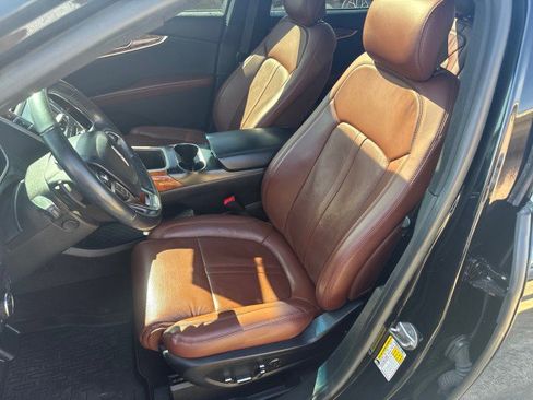 Used 2020 Lincoln Nautilus Reserve w/ Equipment Group 201A image 9