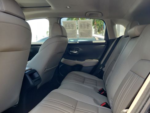 Certified 2024 Honda HR-V EX-L image 11