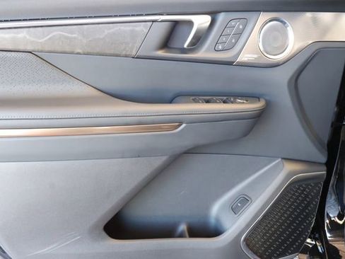 New 2026 Buick Enclave Avenir w/ Super Cruise Package image 12