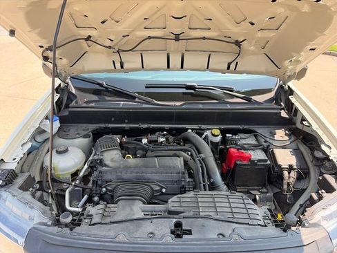 Used 2025 Ford Maverick Tremor AWD/4WD image 32
