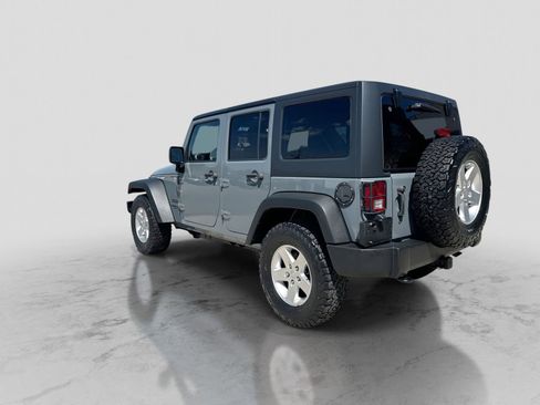 Used 2015 Jeep Wrangler Unlimited Sport w/ Quick Order Package 24S AWD/4WD image 5