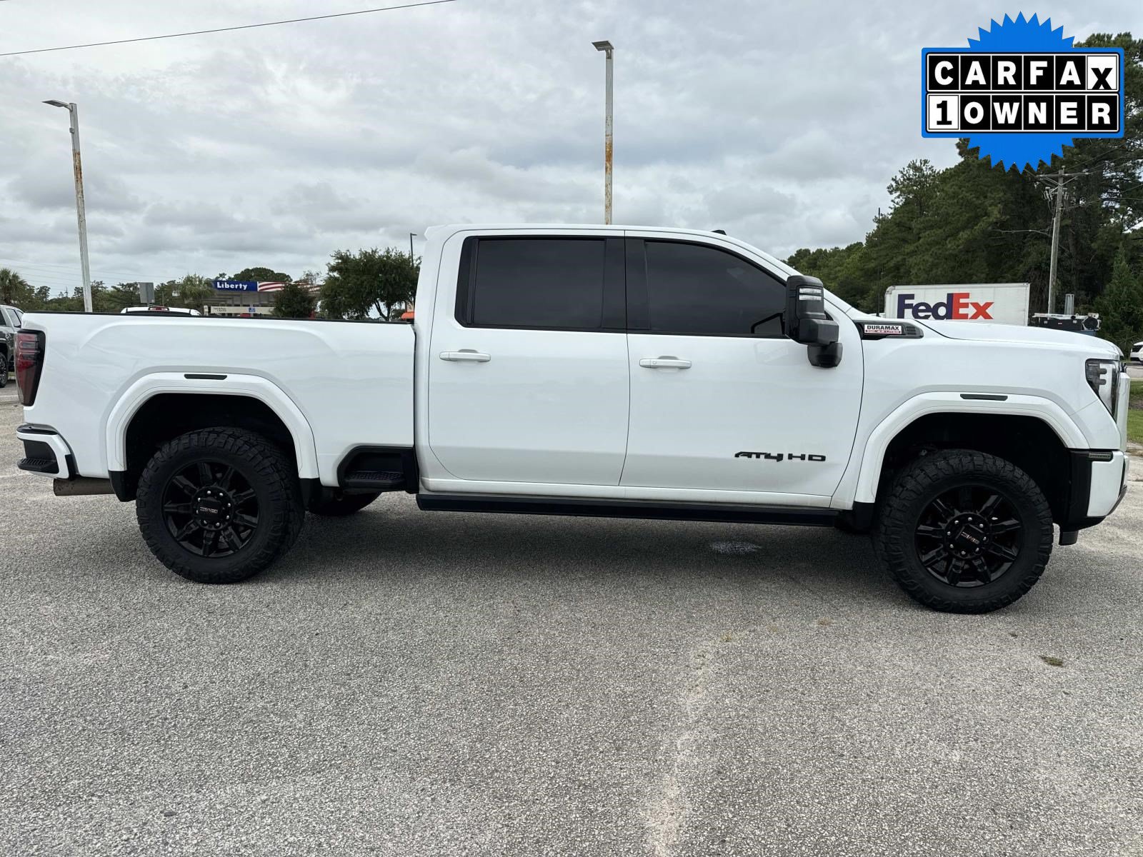 Used 2024 GMC Sierra 2500 AT4 w/ AT4 Premium Plus Package AWD/4WD image 2