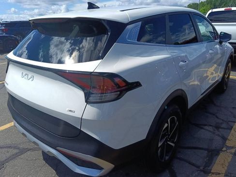 Used 2023 Kia Sportage LX AWD/4WD image 4