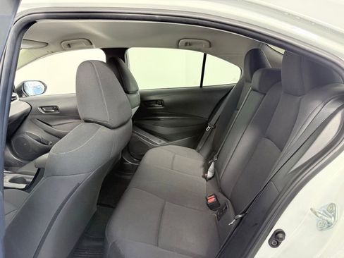 Used 2022 Toyota Corolla LE image 22