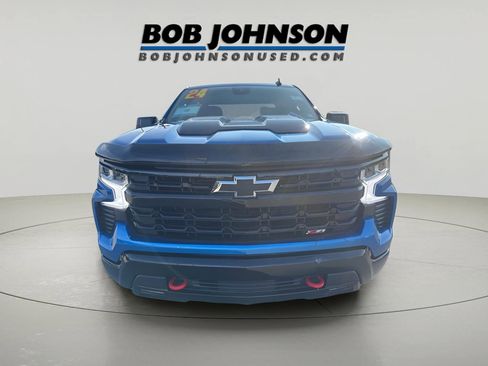 Used 2024 Chevrolet Silverado 1500 LT Trail Boss image 2