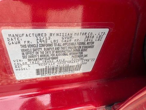 Used 2014 Nissan Sentra SR w/ Premium Package image 30