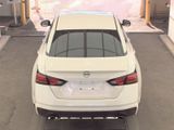 Used 2024 Nissan Altima 2.5 SR w/ SR Premium Package image 4